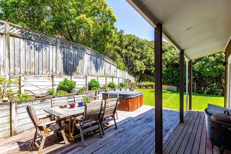 Photo of property in 77 Ayton Drive, Whitby, Porirua, 5024