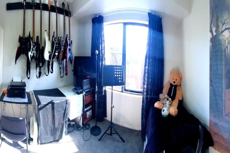 Photo of property in 21 Hawk Place, Welcome Bay, Tauranga, 3112