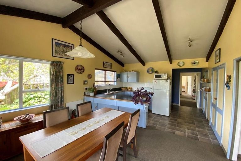 Photo of property in 2 Sunbelt Crescent, Takaka, 7110