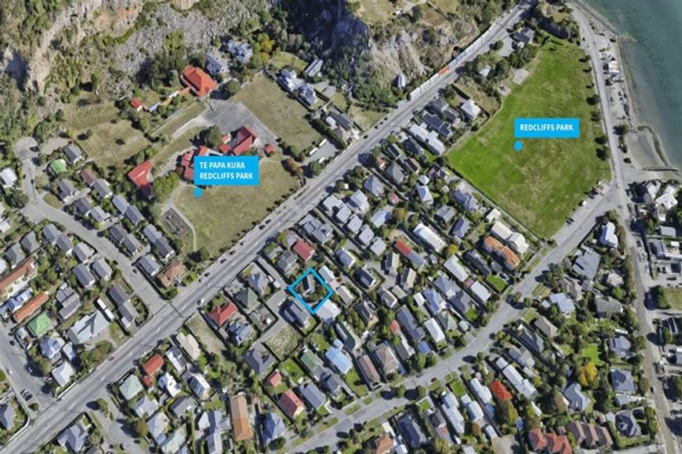 Photo of property in 2/49a Main Road, Redcliffs, Christchurch, 8081