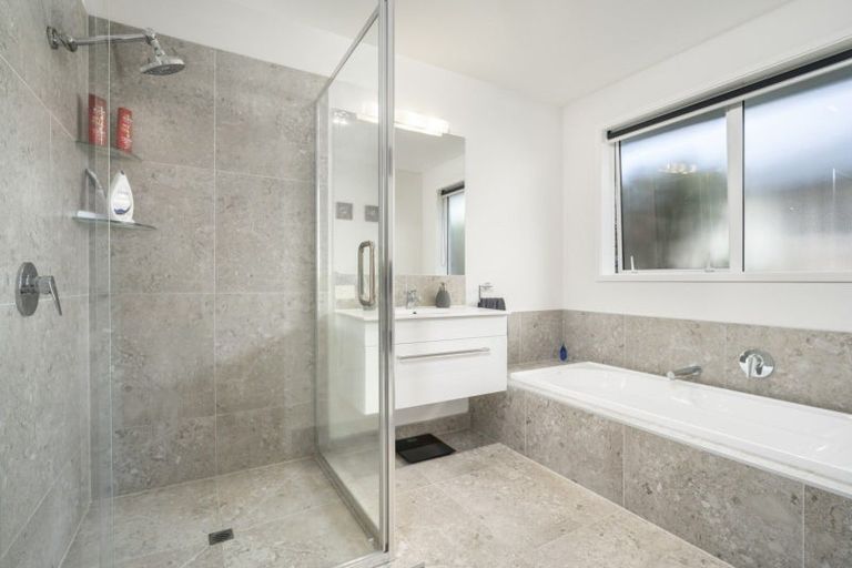 Photo of property in 5 Holyoake Terrace, Omokoroa, 3114