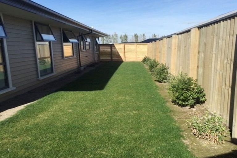 Photo of property in 6 Pimlico Place, Rangiora, 7400