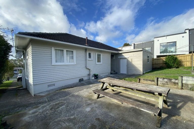 Photo of property in 39 Ambler Avenue, Glen Eden, Auckland, 0602