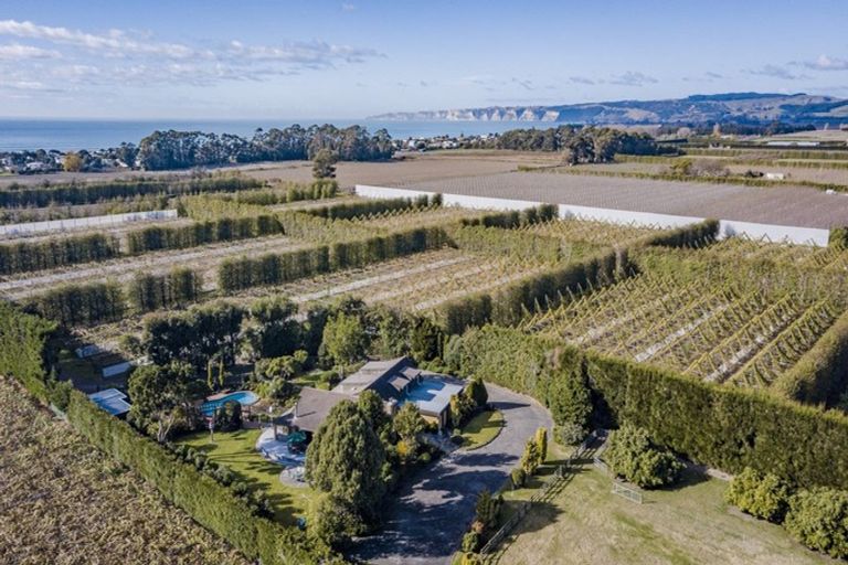 Photo of property in 37 Parkhill Road, Haumoana, 4180