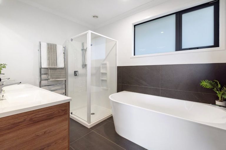 Photo of property in 7 Kauri Road, Birkenhead, Auckland, 0626