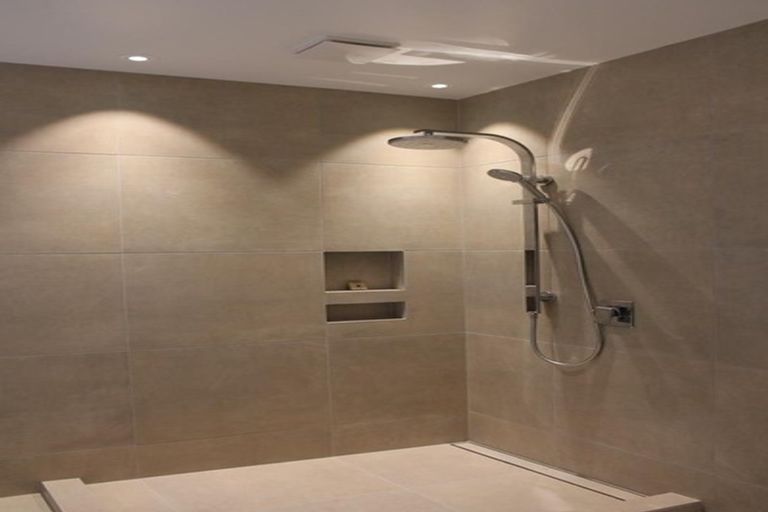 Photo of property in 2/18 Waipa Street, Birkenhead, Auckland, 0626