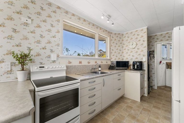 Photo of property in 11 Graham Place, Bellevue, Tauranga, 3110