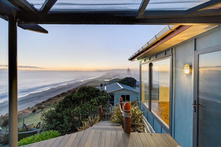 Photo of property in 433 Pukehina Parade, Pukehina, Te Puke, 3189