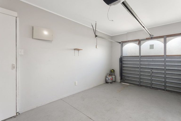 Photo of property in 4/16 Victoria Avenue, Whakatane, 3120