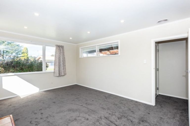 Photo of property in 24 Daphne Place, Outer Kaiti, Gisborne, 4010