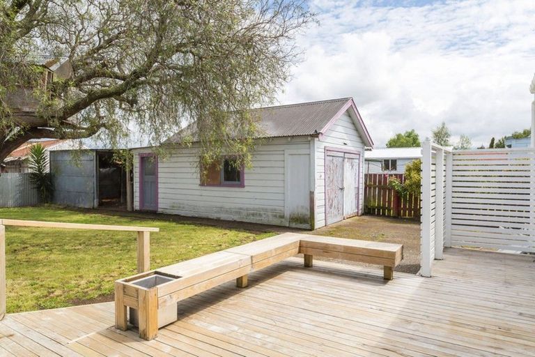 Photo of property in 40 Mcphee Street, Dannevirke, 4930