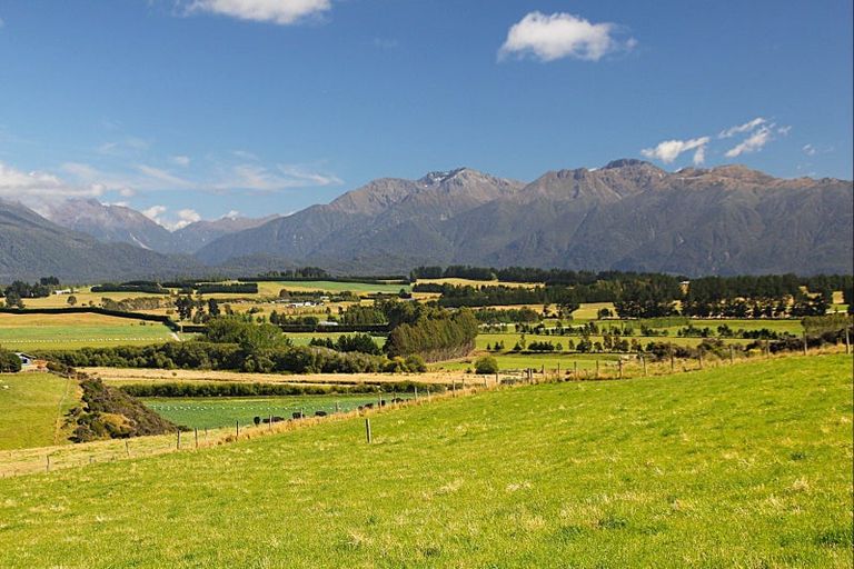 Photo of property in 65 Ridgedale Road, 9672