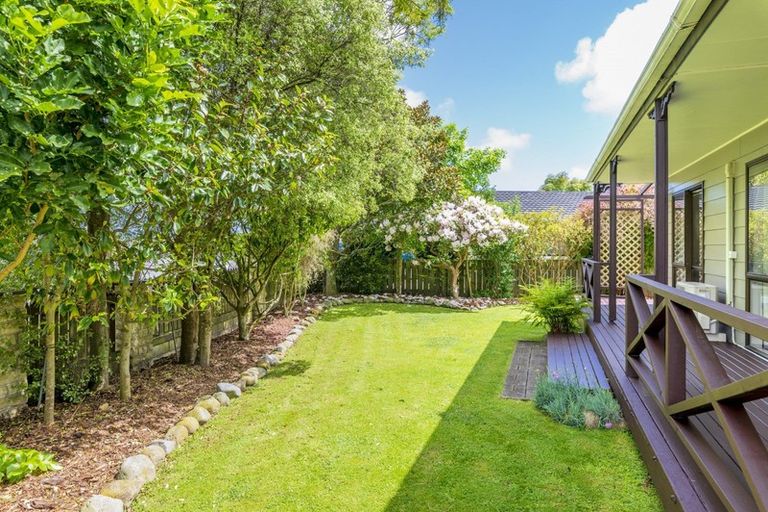 Photo of property in 17 Cobb Place, Otaki, 5512