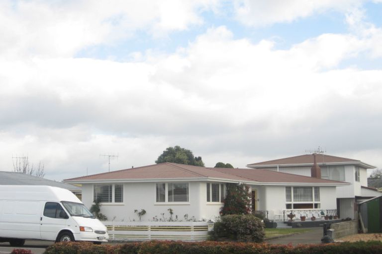 Photo of property in 28 Taradale Road, Marewa, Napier, 4110