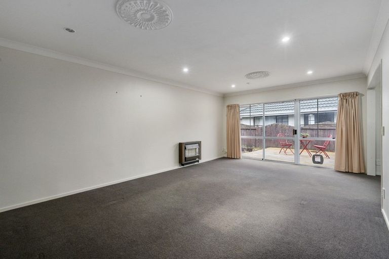 Photo of property in 3a Churchill Avenue, Hokowhitu, Palmerston North, 4410