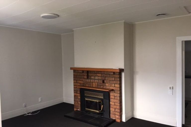 Photo of property in 8 Owens Terrace, Upper Riccarton, Christchurch, 8041