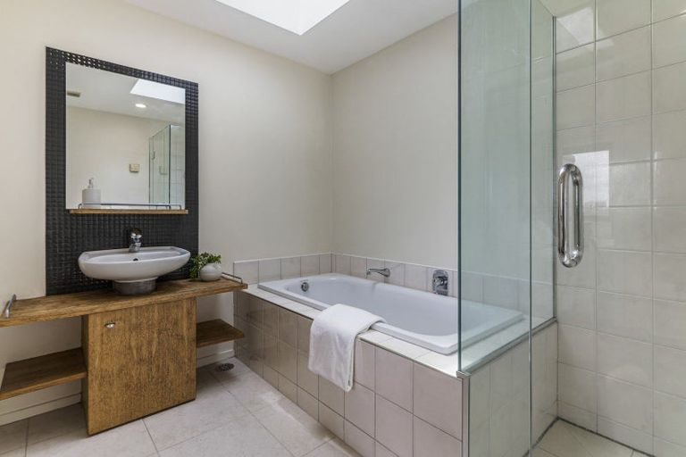 Photo of property in 437k Parnell Road, Parnell, Auckland, 1052