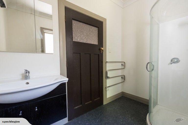 Photo of property in 51a Majoribanks Street, Mount Victoria, Wellington, 6011