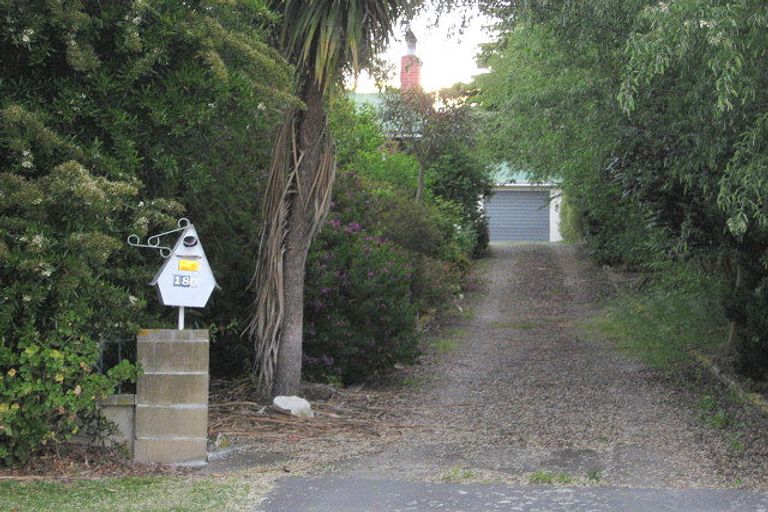 Photo of property in 180 Carters Road, Amberley, 7410