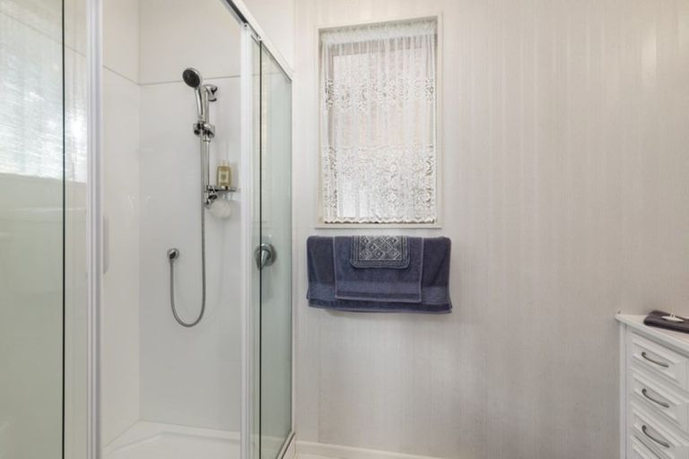 Photo of property in 7 Maire Street, Woburn, Lower Hutt, 5010