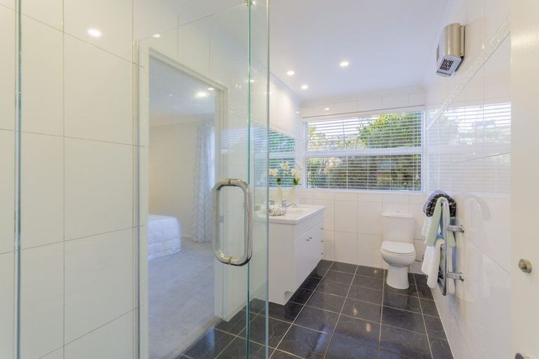 Photo of property in 94 Glenstrae Road, Redcliffs, Christchurch, 8081