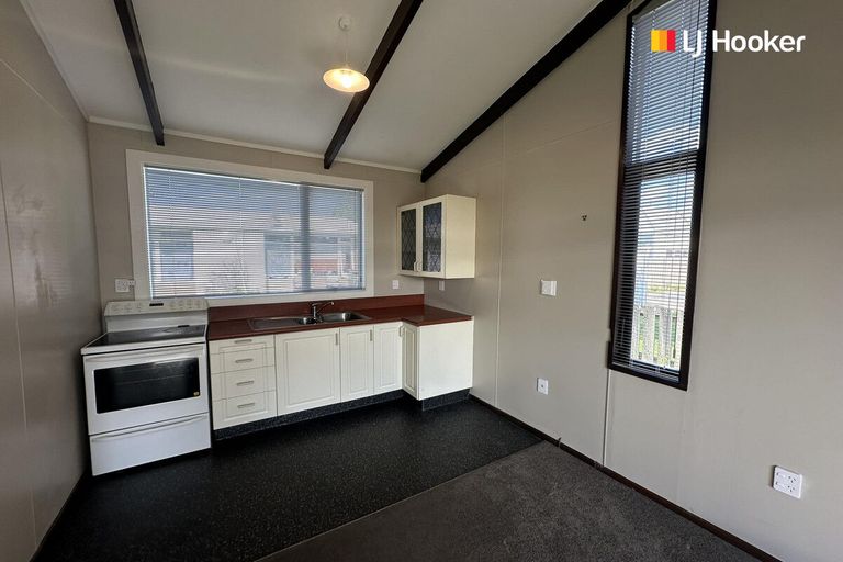 Photo of property in 10a Kirkcaldy Street, South Dunedin, Dunedin, 9012