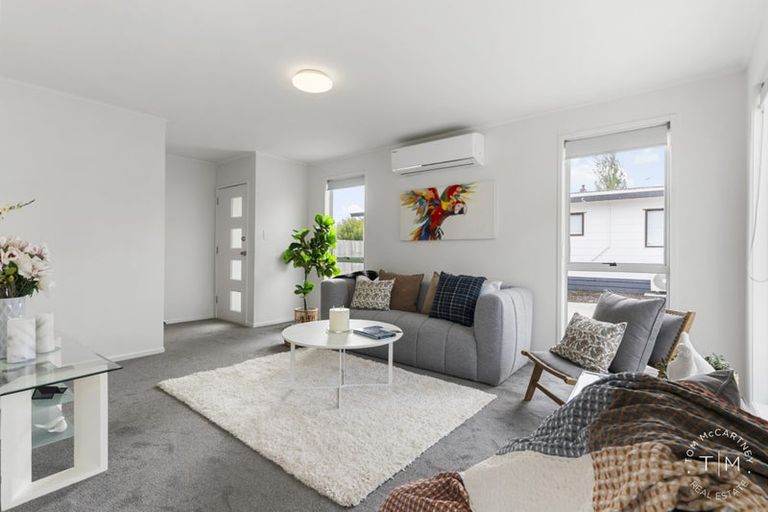 Photo of property in 54a Myers Road, Manurewa East, Auckland, 2102