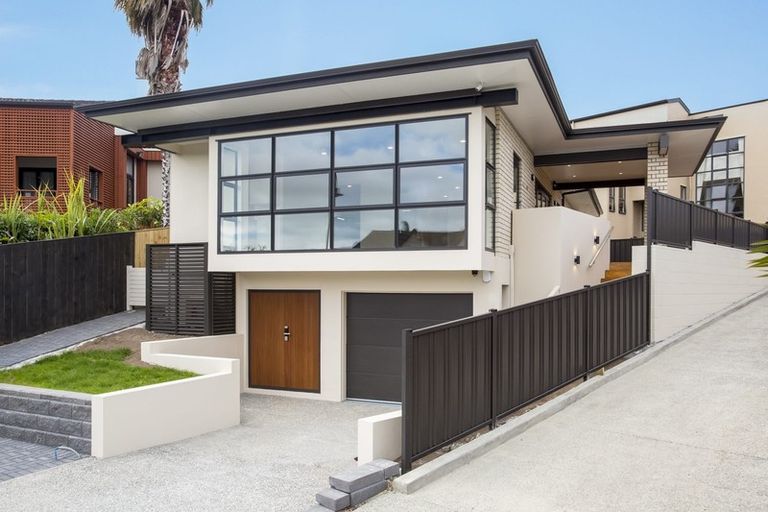 Photo of property in 9 Eynsham Court, Dannemora, Auckland, 2016