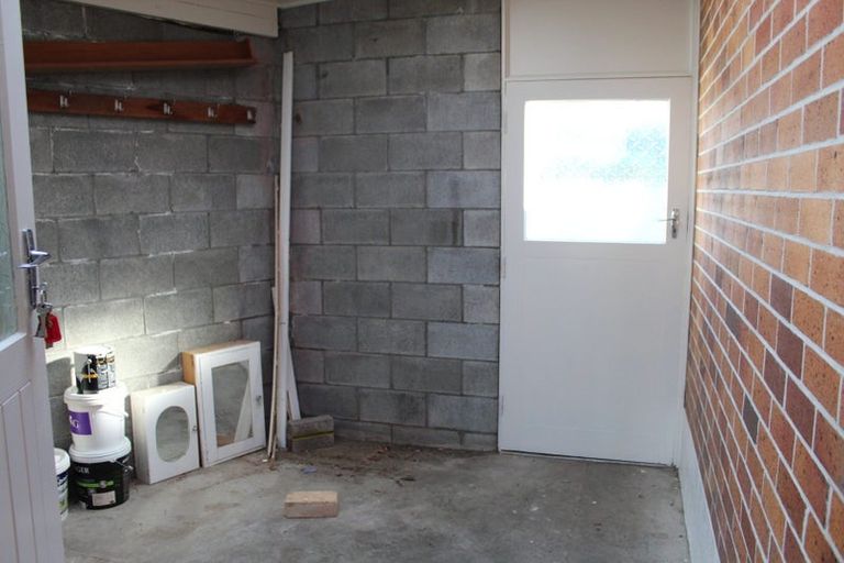 Photo of property in 5 Sutherland Crescent, Westbrook, Palmerston North, 4412