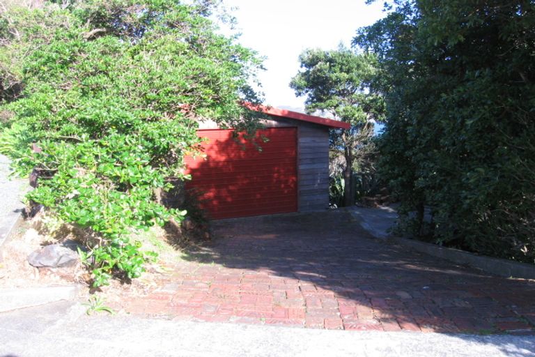 Photo of property in 7 Roys Road, Plimmerton, Porirua, 5026