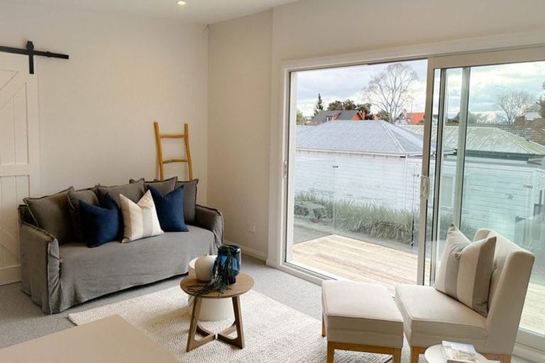 Photo of property in 2 Tiraumea Street, Palmerston North, 4410