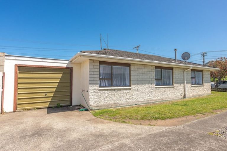 Photo of property in 79a Gonville Avenue, Gonville, Whanganui, 4501