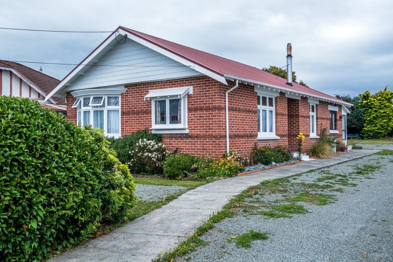 Photo of property in 22 Harris Street, Waimate, 7924