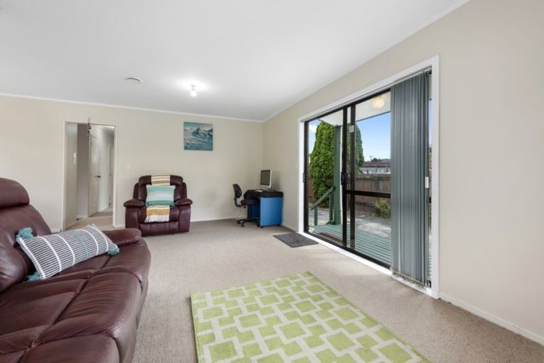 Photo of property in 36a Palmer Crescent, Silverstream, Upper Hutt, 5019