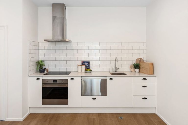 Photo of property in 2/97 Coronation Street, Spreydon, Christchurch, 8024