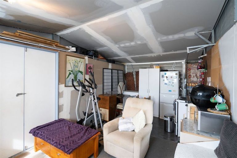 Photo of property in 162a Winchester Street, Levin, 5510