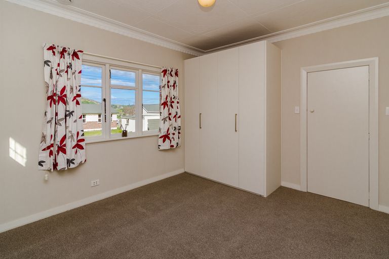 Photo of property in 1 Torquay Street, Abbotsford, Dunedin, 9018