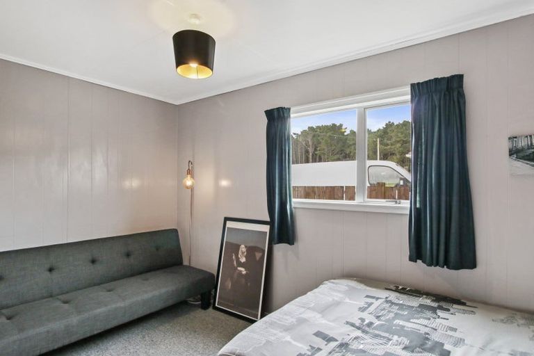 Photo of property in 83 Nash Parade, Foxton Beach, Foxton, 4815