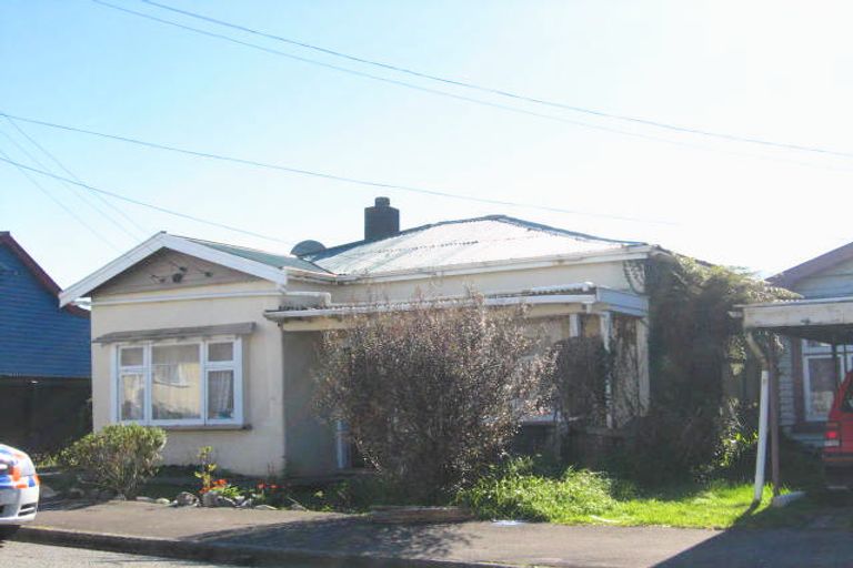 Photo of property in 17 Thompson Street, Greymouth, 7805