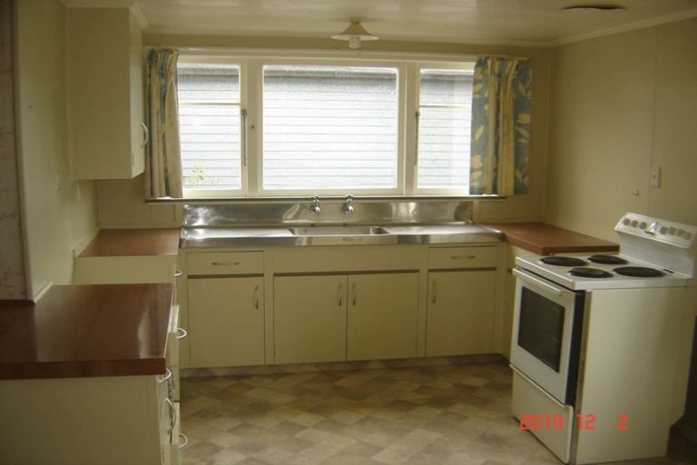 Photo of property in 17 Herbert Street, Waimate, 7924