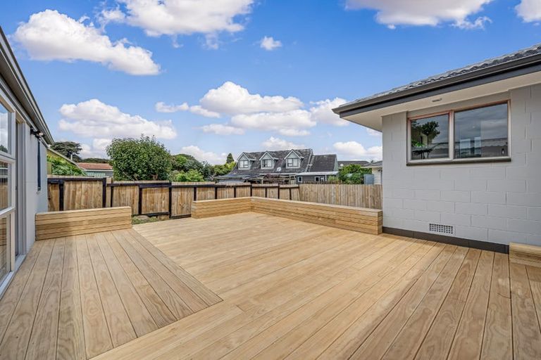 Photo of property in 12 Huber Street, Weymouth, Auckland, 2103