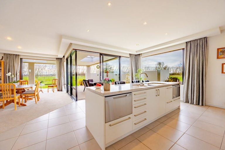 Photo of property in 879 Ongaonga Road, Ongaonga, Waipawa, 4272