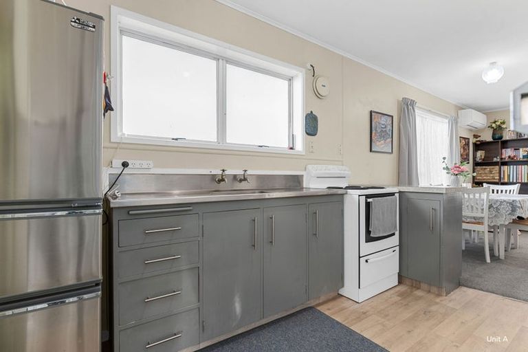 Photo of property in 108a&b Forest Lake Road, Forest Lake, Hamilton, 3200