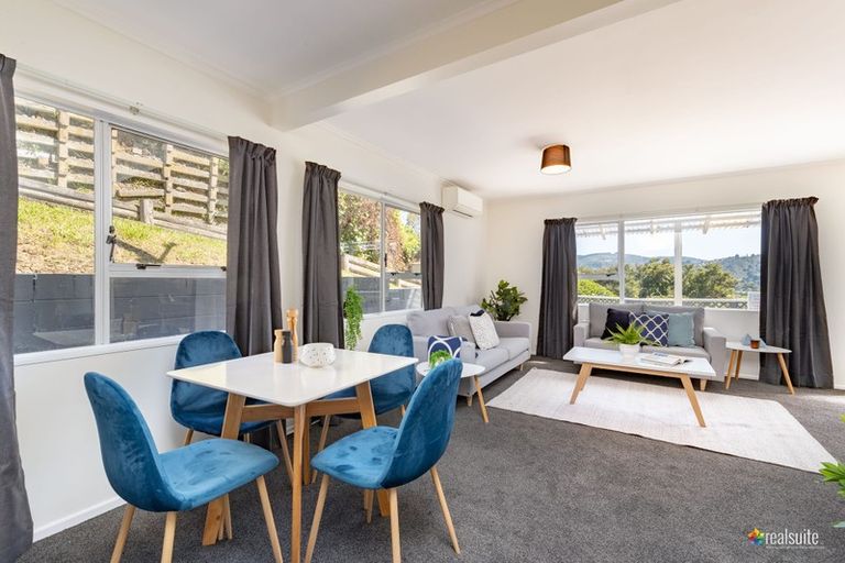 Photo of property in 99a Bird Grove, Stokes Valley, Lower Hutt, 5019