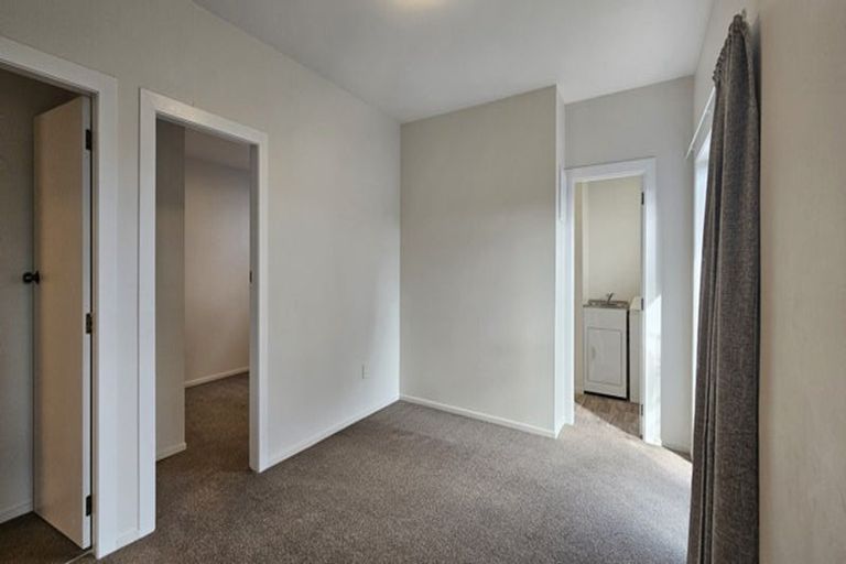 Photo of property in 43 Palliser Road, Roseneath, Wellington, 6011