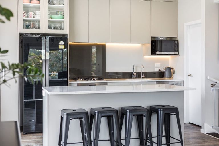 Photo of property in 47 Cleat Street, Whitby, Porirua, 5024