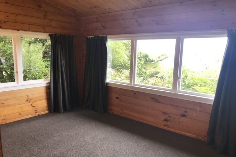 Photo of property in 26 Highbury Crescent, Highbury, Wellington, 6012