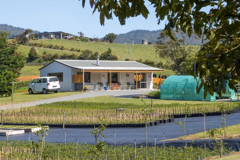 Photo of property in 67 Busby Road, Katikati, 3170
