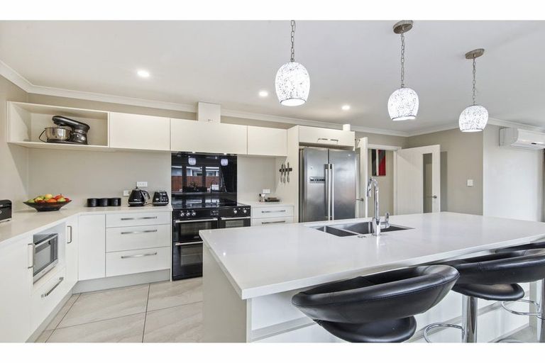 Photo of property in 60 Cassino Street, Rangiora, 7400