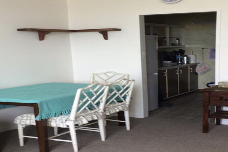 Photo of property in 70 Hobson Street, Thorndon, Wellington, 6011